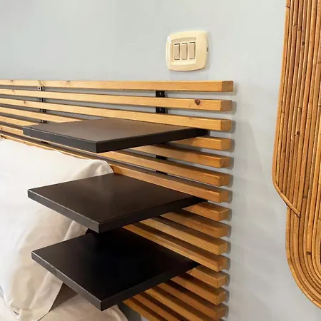 Domus Leonis Apartment *